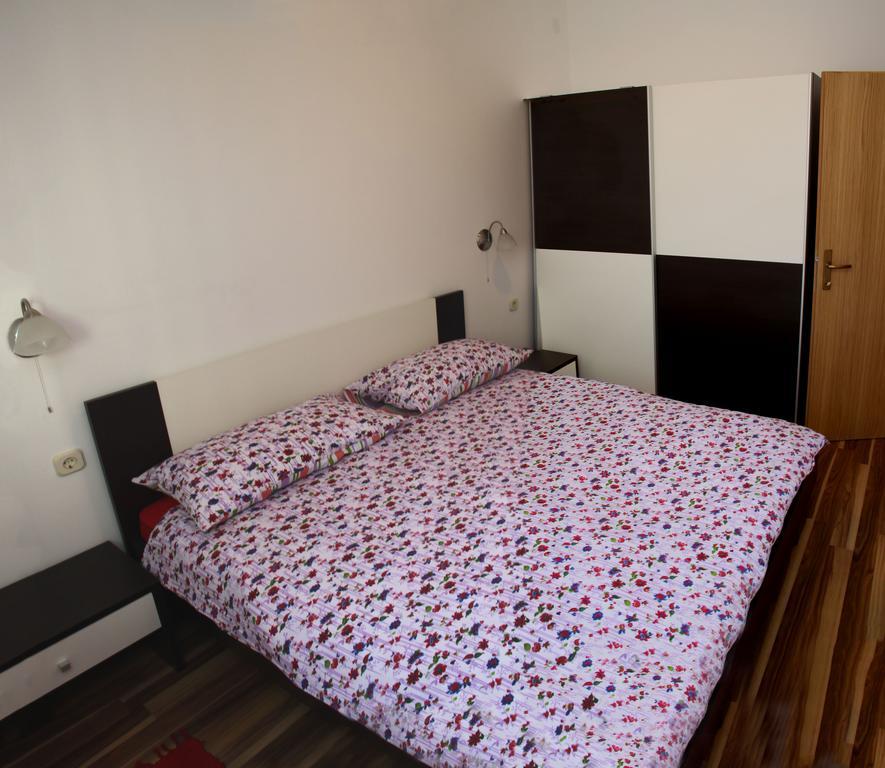 Apartment Drenovica Pula Zimmer foto