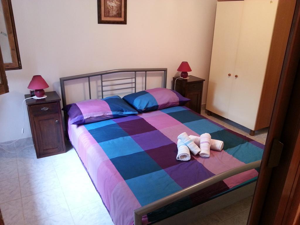 Apartment Drenovica Pula Zimmer foto