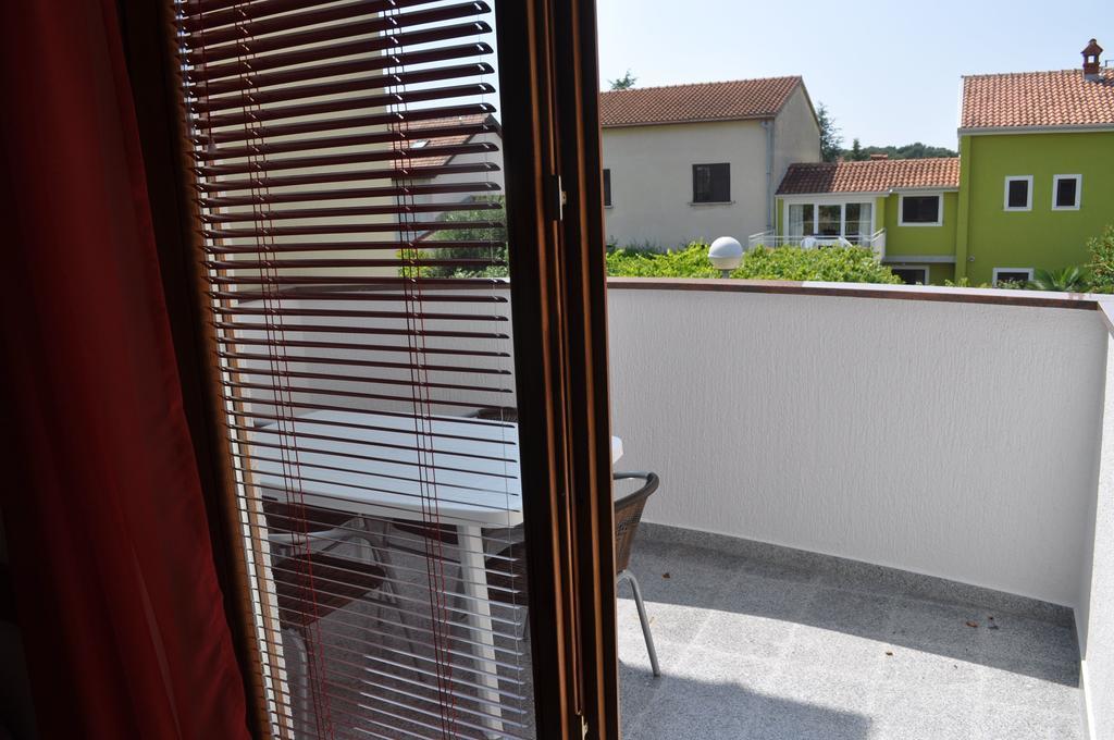 Apartment Drenovica Pula Zimmer foto